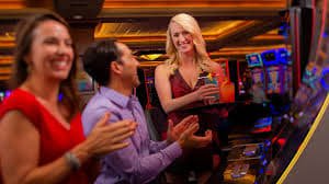 win7jili live casino lobby displaying baccarat, roulette and blackjack dealer tables in real time